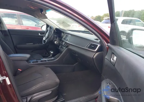 2017 Kia Optima Lx z USA, uszkodzony, nr VIN 5XXGT4L36HG123427